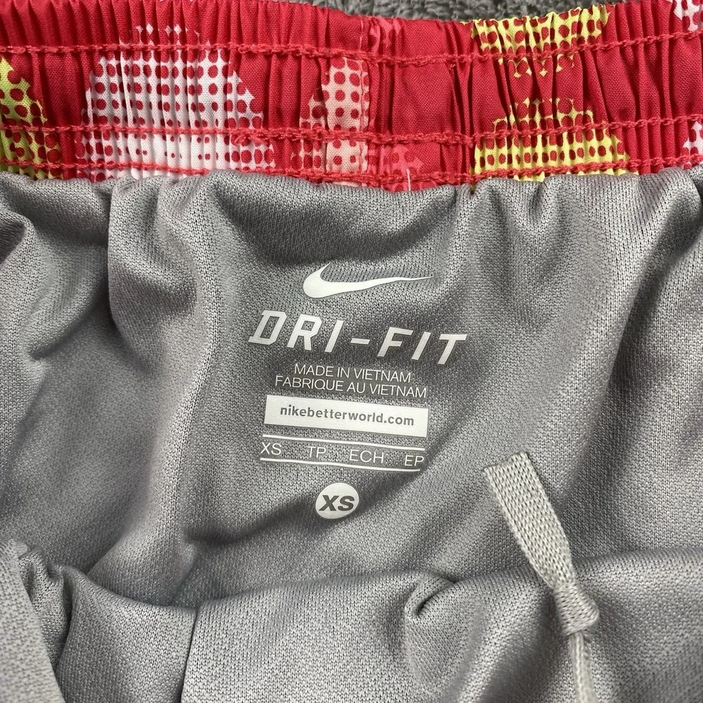 Nike Dri Fit Shorts Womens Size XS Red Circle‎ Dots Athletic